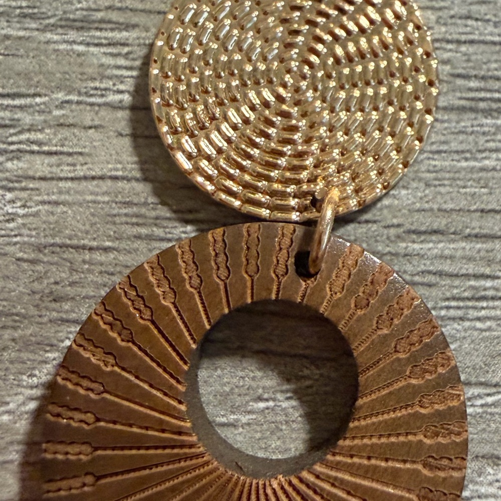 #696 Gold and Brown Textured Circle‎ Drop Earrings Boho Modern - Picture 5 of 5